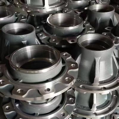 OEM CNC İşleme Tekerlek Merkezi Demir döküm parçaları Ağır Güçlü Kamyon Kum dökümü